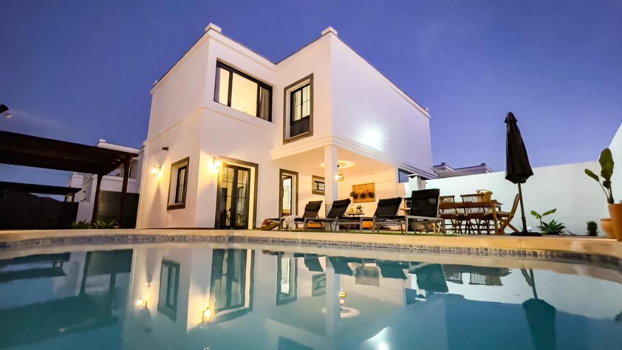 Villa Vulcano Playa Blanca  Exterior photo